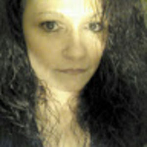 Meet your Posher, Lorie